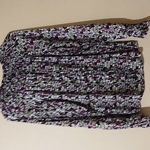 Essentials By Milano. Women Blouse.